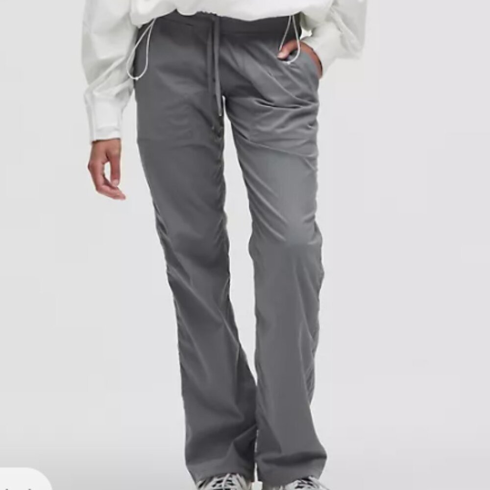 Lululemon Gray Dance Studio Mid-Rise Pant Regular, Size 4 Regular